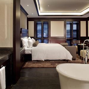 Specility King Bed Room